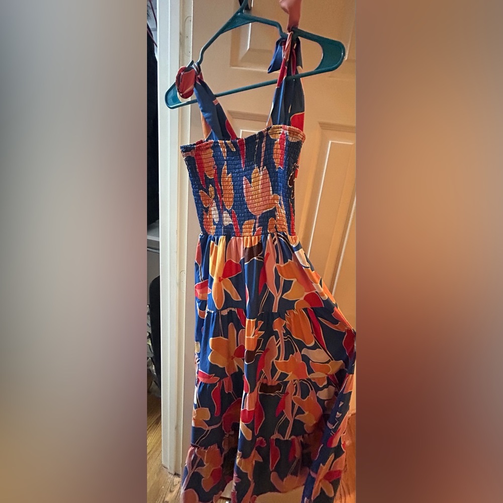 Sundress - Picture 2 of 6